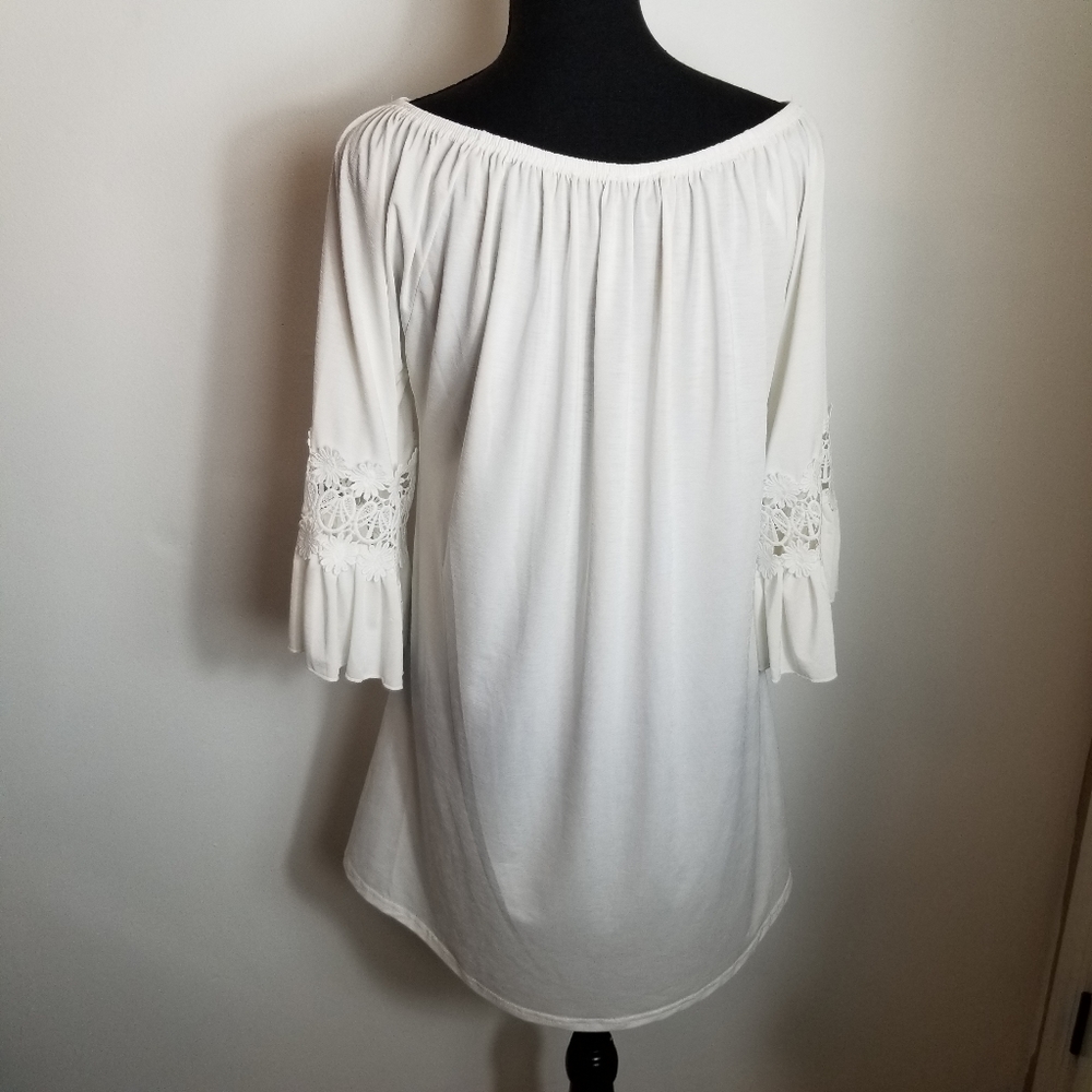 Win Win Ruffle Sleeve Tunic Top - Picture 5 of 9